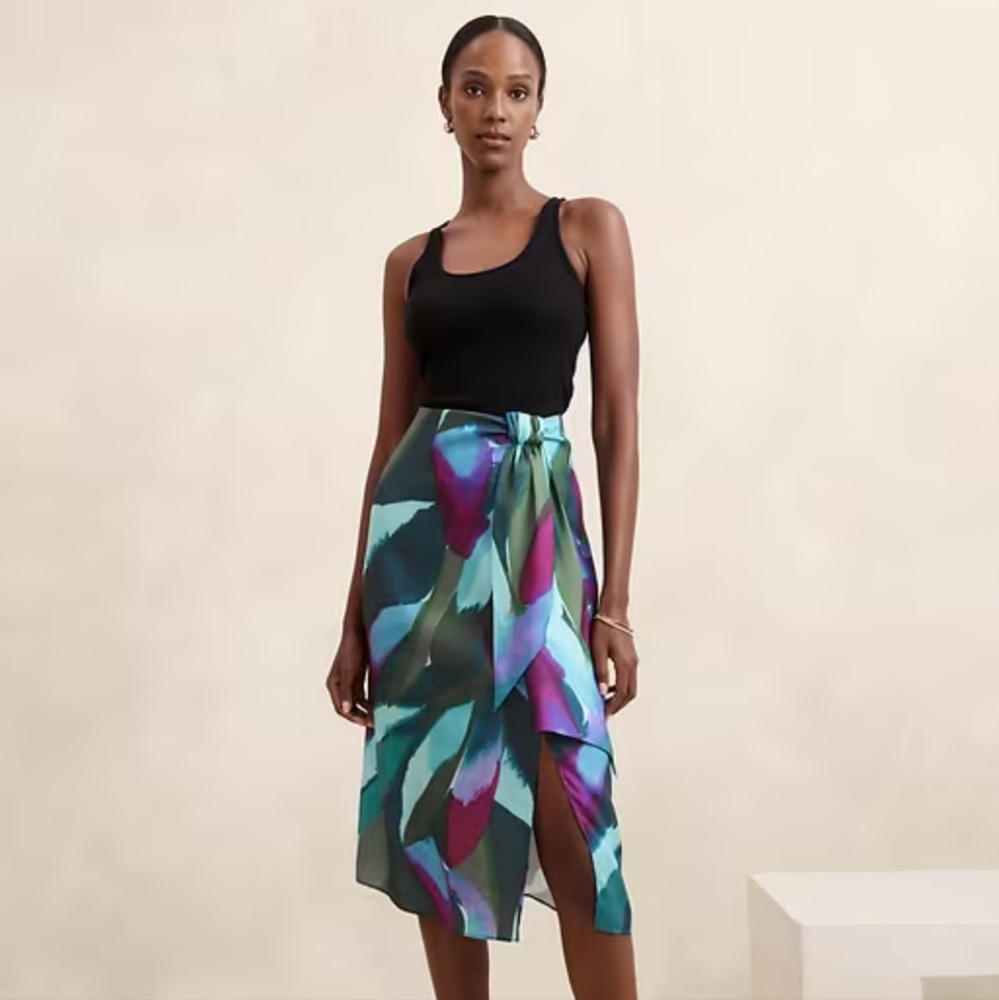 Bananna Republic sz.10 multicolor Silky Crepe  sarong Midi skirt